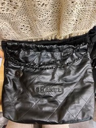 (Sold) Chanel 22 Bag So Black [Hera’s Luxury]