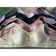 WOMEN'S BRA / BH A02 - 1127 WIRELESS BRA SIZE 36-42 THERE ARE 3(1127) - 4(A02) WOMEN'S UNDERWEAR HOO