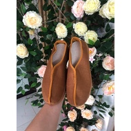 LA HAN SHOES - Pagoda SHOES code 611