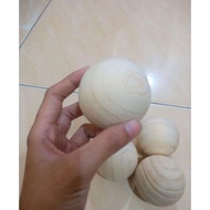 5cm Wooden Balls Wooden Pine Balls Children's Toy/s Wooden Balls