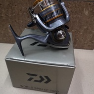 DAIWA WORLD SPIN CF 3000 FISHING REEL