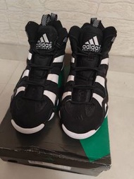 Adidas Kobe Crazy 8 黑白籃球鞋