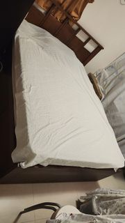 實木牀架