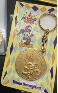 東京迪士尼 小丑米奇15週年1998 金幣吊飾 金色吊飾 絕版品老物收藏