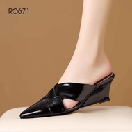 Dép nữ cao gót đế xuồng cao 5p mũi nhọn đế bằng ro671