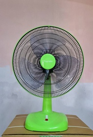 พัดลม ขนาด 18 นิ้ว ตั้งโต๊ะ ยี่ห้อ Naruto [นารูโตะ]