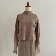 Sweater Wanita Brown Isyana Sarasvati for THENBLANK Lengan Panjang - Size S [SPECIAL OFFERS]