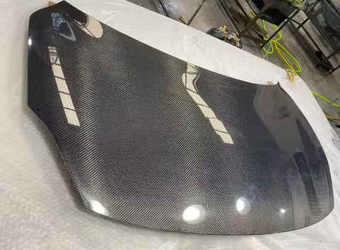Carbon fibre/fibreglass bonnet and body kit for the 2018+ Suzuki Swift Sport ZC33S – OEM-style desig