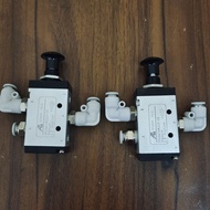 Chengli Sprinkler Truck Puller Switch Hand Pull Valve 5 Holes 3 Holes 4R3R210-08 Cabin Pneumatic Val
