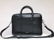 กระเป๋า ร้านค้าอย่างเป็นทางการสำหรับผู้ชายหนังแท้ Gotham ผู้ชายธุรกิจกระเป๋าถือสบาย ๆ กระเป๋าสะพาย C