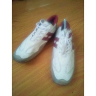 kasut badminton hawkins sport