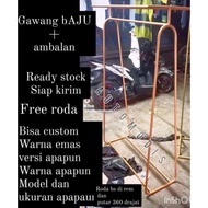 HANGING SHELF SHELF SHELF ON THE RIGHT ITEMS BAZAR GOLD IRON DISPLAY DISASSEMBLY MININALIS