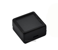 กล่องใส่อัญมณี ขนาด 3x3cm (ชุดละ 20 กล่อง)  กล่องใส่พลอย กล่องใส่พระ กล่องใส่เพชร  กล่องใส่เครื่องประดับ หรืออื่นๆ *** Plastic Case  Gemstone Box  Diamond Box  Jewelry Box พื้นผ้ากำมะหยี่ ขนาด 3x3x1.6 cm. ชุดละ 20 กล่อง ราคา 198 บาทจัดส่งฟรี