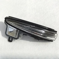 Suitable for RAV420 Rongfang rearview mirror turn signals, Veranda El Falfa reversing mirror lights,