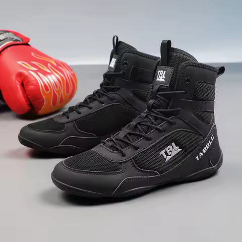 Boxing Shoes man Wrestling shoes Fighting Sanda Strength High Top Shoes light fighting Boots Weightl