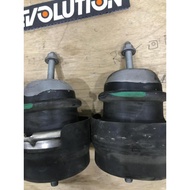 LEXUS LS460 4.6 1UR ENGINE MOUNTING (ITEM USED HALF/CUT )1 PAIR 2 PCS