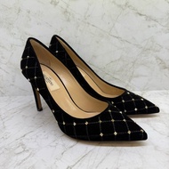 Valentino 菱格絨布鉚釘尖頭高跟鞋/黑-36