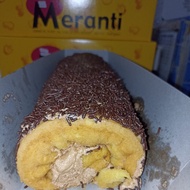 Meranti Bolu Gulung Toping MESSES atau Toping Coklat  Isi Moka  Nenas nanas  Capucino  Kacang  Straw