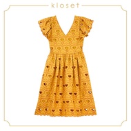 KLOSET Heart Embroidered Dress (AW19-D006) เดรสแขนกุดแต่งระบาย ผ้าปักลายหัวใจ