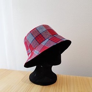 英倫格紋雙面漁夫帽 漁夫帽 遮陽帽 情侶帽 英倫風 韓國設計布 紅