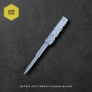 Altair Hidden Blade Dual Action Figure