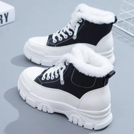 Latest viral Converse women's fur boots