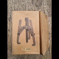 TREKER 3 FEET 10" (30mm - 260mm) GEAR PULLER 3 JAW 10 INCH