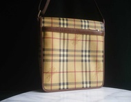 輝煌年代 OLD ERA _早期二手老包義大利製Burberry肩背包