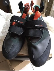 Five Ten 5.10 Asym Climbing Shoes 抱石鞋 攀石鞋 us8