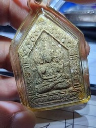 魯士襟聘 2549 極罕一期 坤平 ， 阿贊襟聛 魯士坤皮 人緣 財運 (請往下細閱)