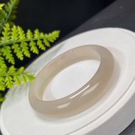 精品 藕粉色瑪瑙手鐲 60MM 冰潤起光龍鱗紋玉髓手環 積極主動活力