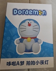 多啦A夢 拍拍小夜燈