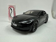 Tesla Model S 黑色玩具車 1:24 電動車連充電樁模型 金屬車身 #男朋友禮物