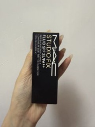 MAC Studio Fix Fluid 粉底液 NC12