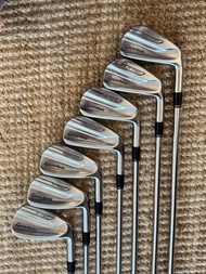 TaylorMade P790 Golf Irons Set (4-PW)