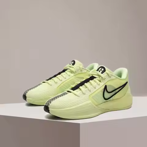 Nike Sabrina 1 Basketball Shoes Responsive Cushioning Durable Support Lightweight Design Court Perfo