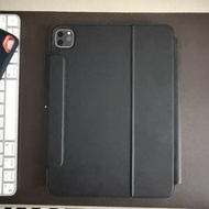 iPad Pro 11 Bluetooth Keyboard from ESR (Great condition)