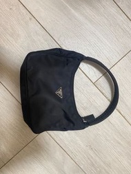 Prada 腋下包