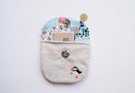 海雀 Puffin or 青蛙 Frog Embroidered 麻 Wee Pouch