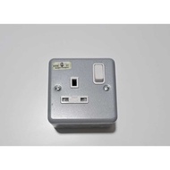 MK 2977 & MK 2946 Metal Clad Switch Socket