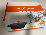 Nutrifresh 紫色橢圓鑄鐵鍋