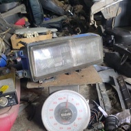 Headlamp Right Side Honda Accord executive 84-85