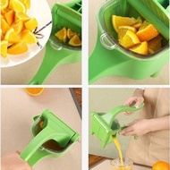 Jumbo Plastic Fruit Squeezer Hand Juicer Orange Squeezer Squeezer. ||