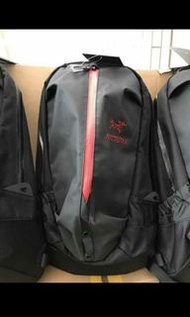 正貨教學 Arcteryx ARRO 22 ( 不死鳥 ） 全新 不死鳥 背囊 黑底黄色 黑魂