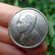 ส่งฟรี ลดราคา เหรียญขอเป็นข้ารองพระบาททุกชาติไป ในหลวง เหรียญในหลวง รัชกาลที่ 9 เนื้ออัลปาก้า