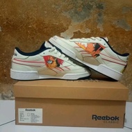 Reebok classic repaint byself "one piece"