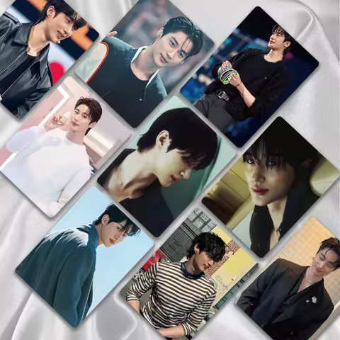 50 Pcs/Set Byeon Woo-seok Laser Lomo Card 'Loverly Runner' Drama Holographic Photo Cards Cosplay Gif