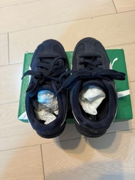 Puma 兒童足球鞋