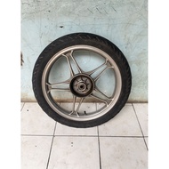 Original Thunder 125 REAR rim, removed, 300-18 tire set