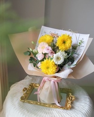 You are my Sunshine 繽紛太陽畢業花束 鮮花花束